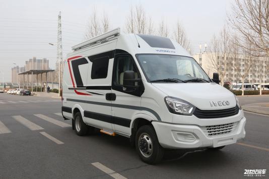 国产b型自行式房车视频,视频带你领略移动家的魅力