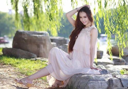 国产美女人体写真视频