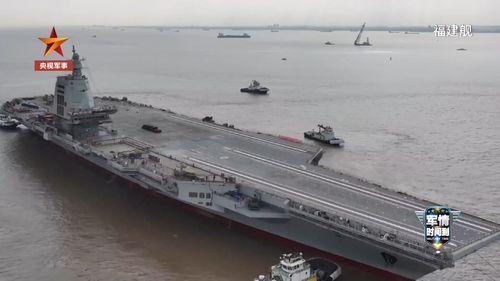 渔民碰到国产航母视频真实,渔民意外捕捉国产航母震撼瞬间